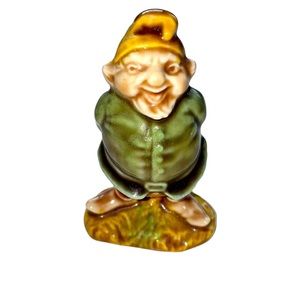 RARE Vintage Wade Irish Porcelain Lester Leprechaun. 1974